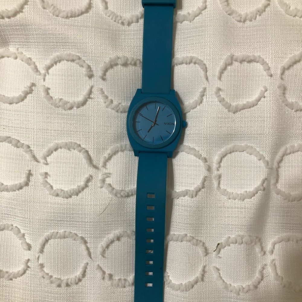 Blue Silicone Nixon watch time teller